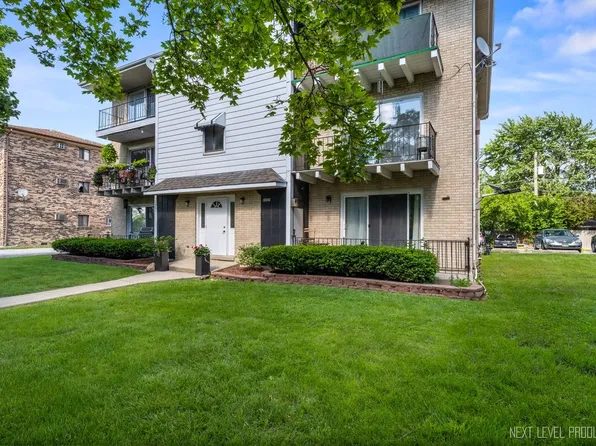 8009 Beloit Ave APT 2B, Bridgeview, IL 60455