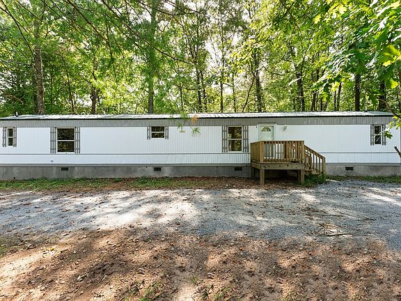 2nd image of 385 Lakeside Park Dr