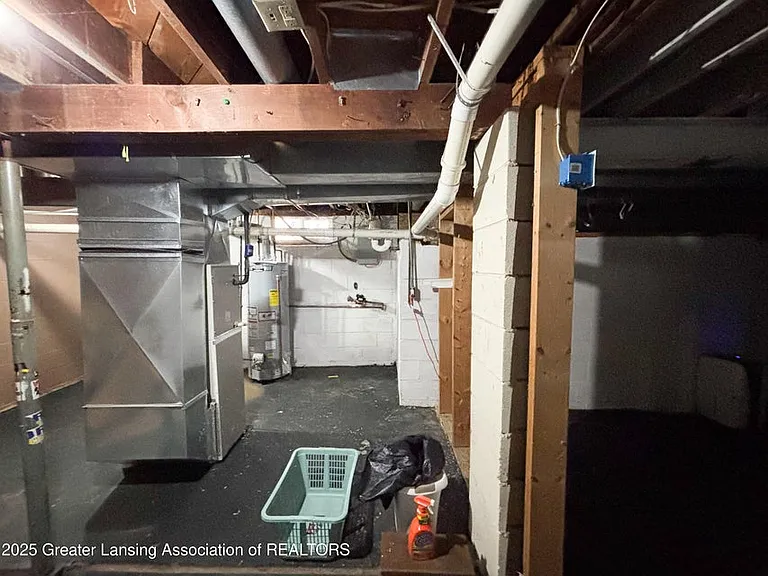 6174 Rutherford Ave — Photo 25