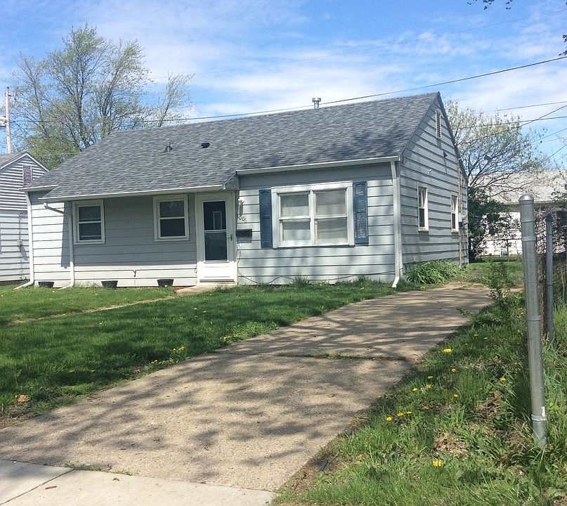 2nd image of 3006 Elk St