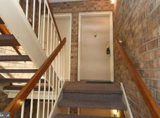 18707 Walkers Choice Rd APT 4, Montgomery Village, MD 20886