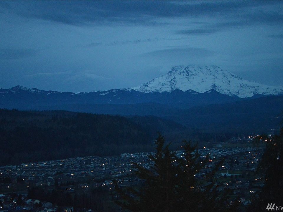 1st image of 14321 137th Ave E
