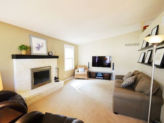 2nd image of 5616 Sturgeon Ave