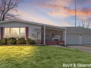 609 Westway Dr NW, Grand Rapids, MI 49534
