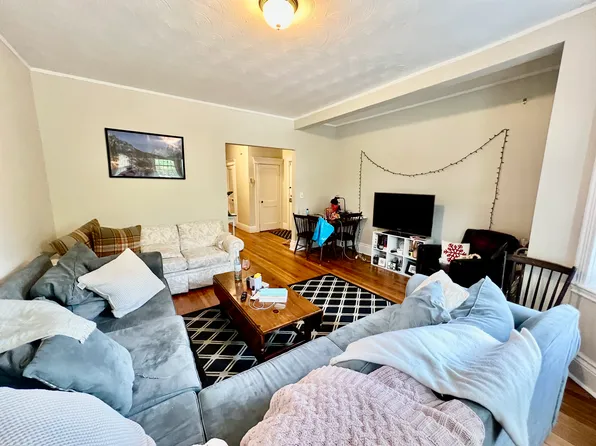 1721 Commonwealth Ave #1, Boston, MA 02135