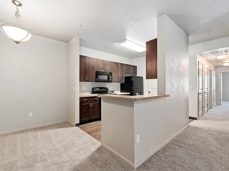 Aspen Creek Apartments — Photo 48
