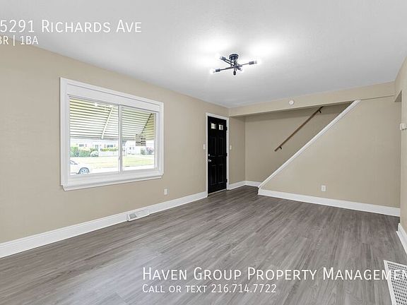 5th image of 25291 Richards Ave