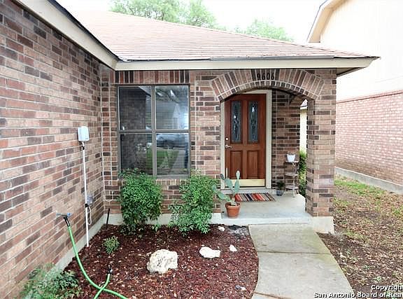 2nd image of 9606 Alderwood