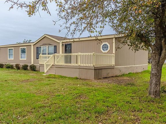 5th image of 2545 Red Oak Ln