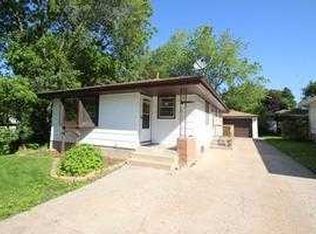 635 Fairmont St NE, Fridley, MN 55432