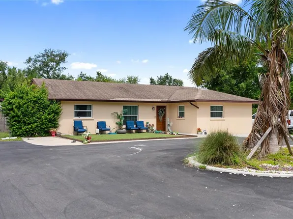 1412 57th St E, Bradenton, FL 34208