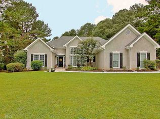 125 Laurel Lake Rd, Tyrone, GA 30290