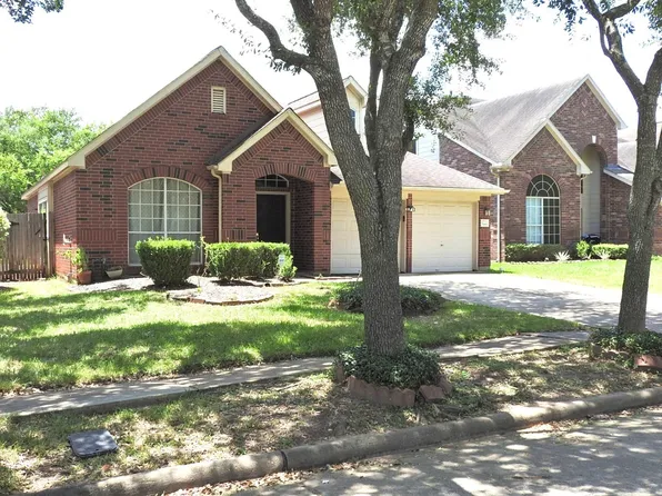 5443 Santa Chase Ln, Sugar Land, TX 77479
