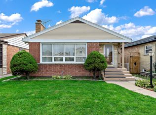 5933 W Henderson St, Chicago, IL 60634
