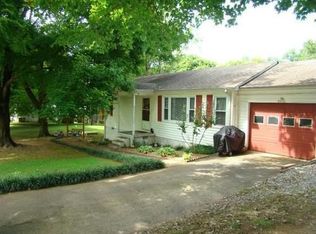 107 Hiwassee Ave, Calhoun, TN 37309