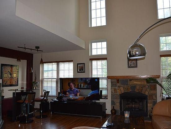 3rd image of 2895 Belle Ln