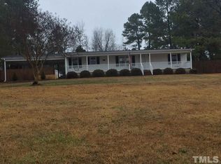 300 Grace Rd, Benson, NC 27504