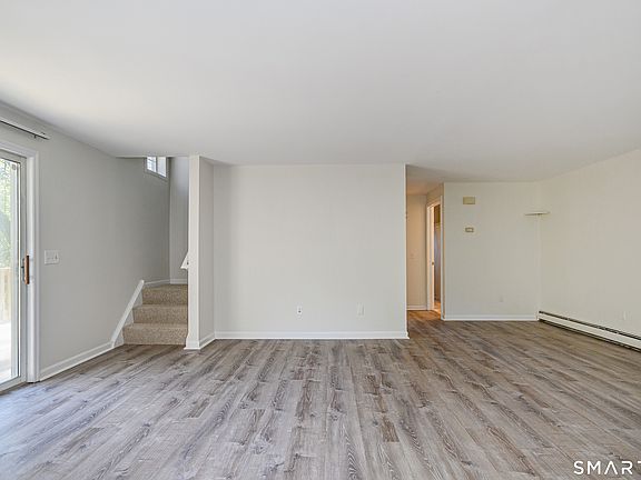 5th image of 54 Farview Dr