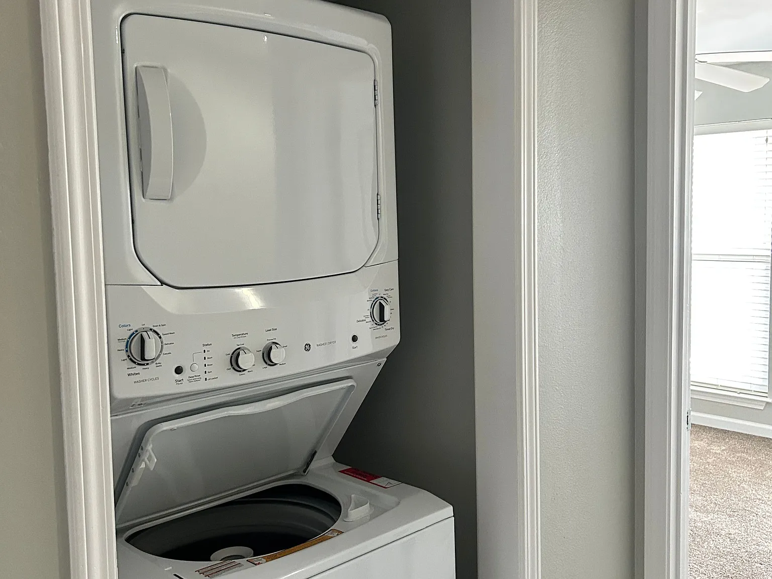 2 bed, 1.5 bath, $1,600 — Photo 3