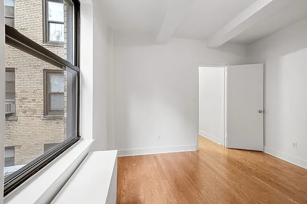 Rented by Cooper & Cooper Real Estate | media 2