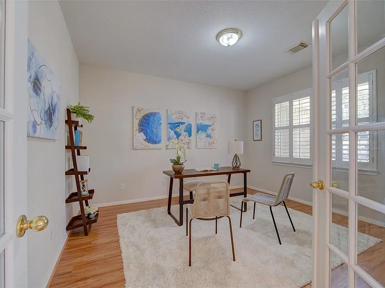 22514 Jutewood Ln — Photo 11