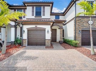 8980 NW 183rd St, Hialeah, FL 33018