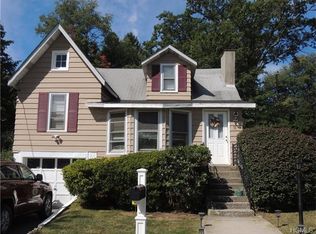 11 Gould St, Middletown, NY 10940