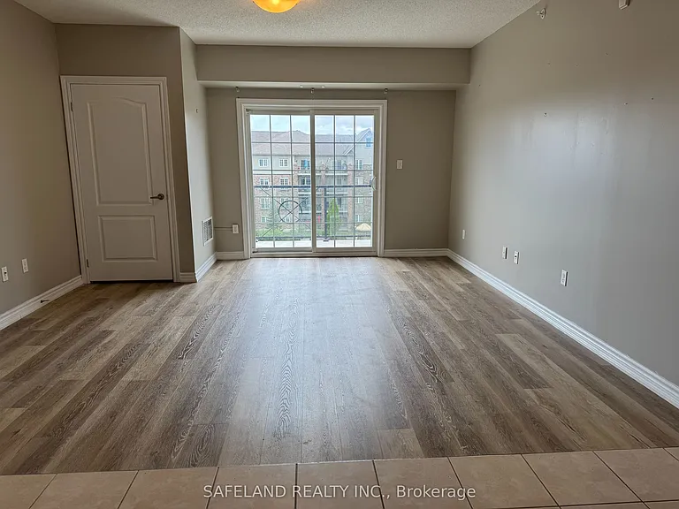 39 Ferndale Dr S #404 — Photo 8