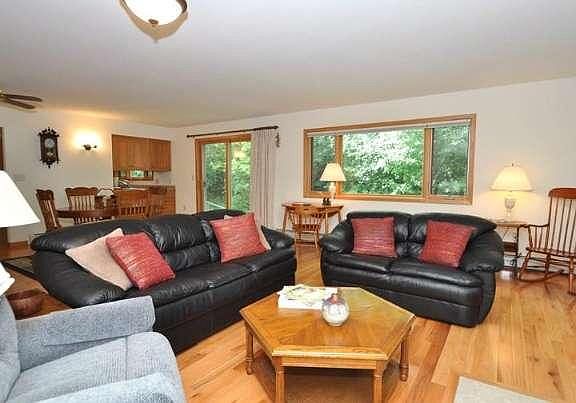4th image of W278N1181 Woodside Dr