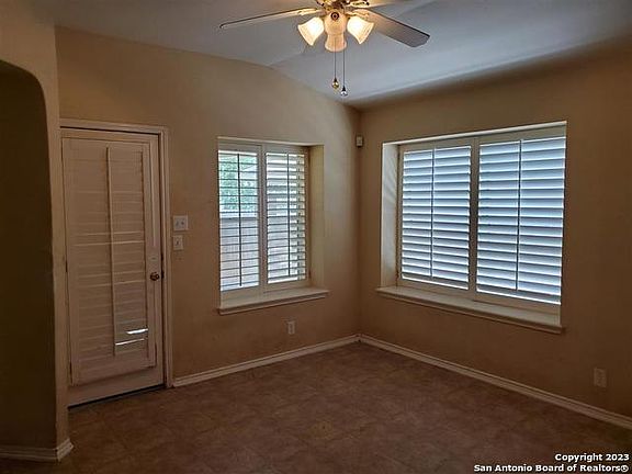 5th image of 8222 SHUMARD OAK DR