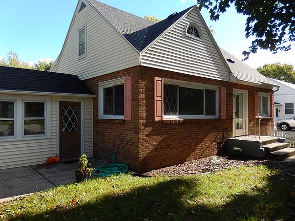 4th image of 7860 Cottonwood Dr