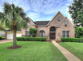 32 Swan Isle Blvd, Missouri City, TX 77459