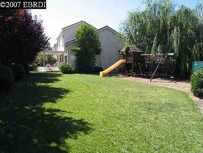 5th image of 936 Glade Ct