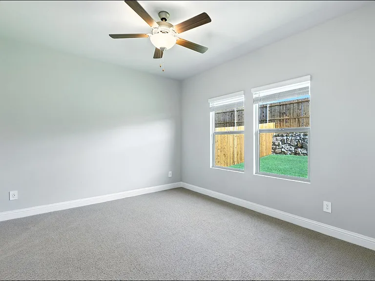 513 Willet Dr — Photo 10