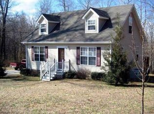 215 C Rowland Rd, Rock Island, TN 38581