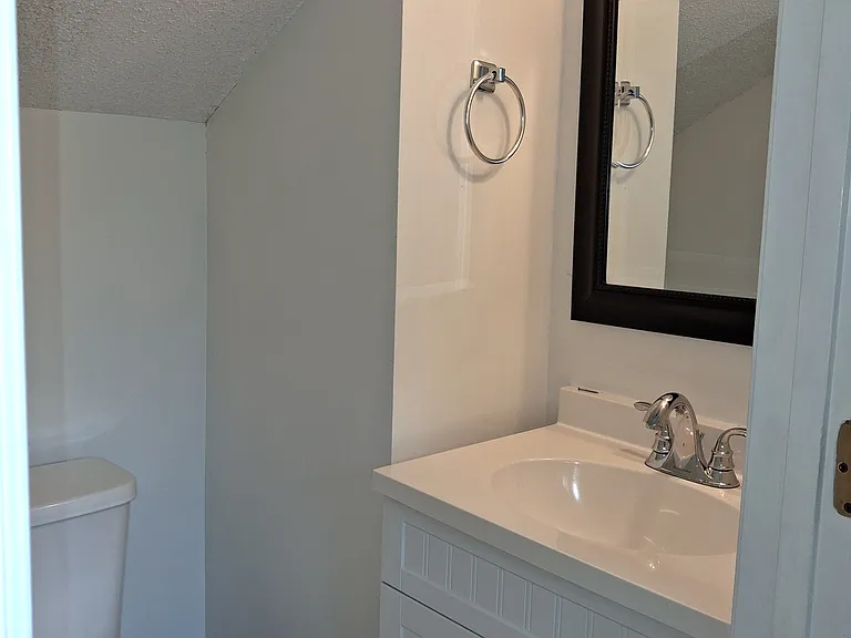 110 Bridlewood Pl — Photo 16
