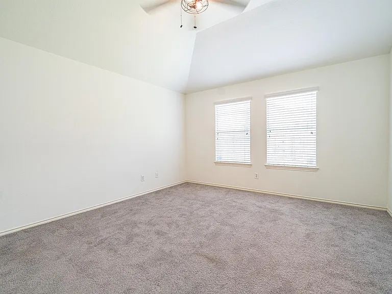 2111 Sailwind Dr — Photo 16