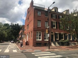 303 Spruce St, Philadelphia, PA 19106