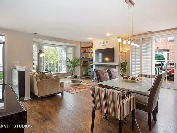 5th image of 1461 S Prairie Ave Unit E
