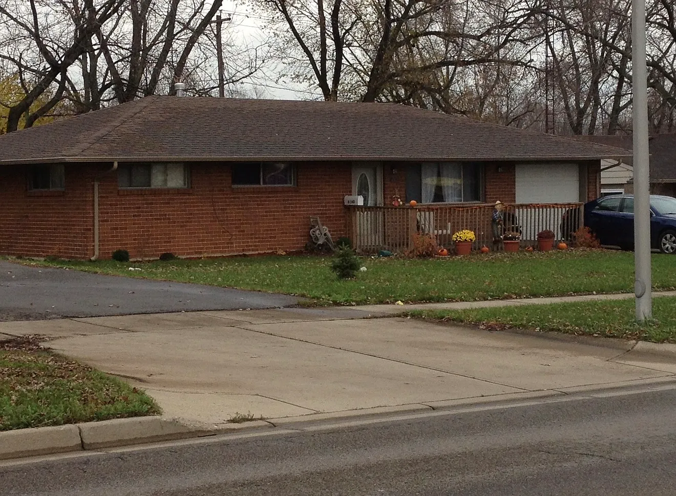 Old Troy Pike, Dayton — Photo 1