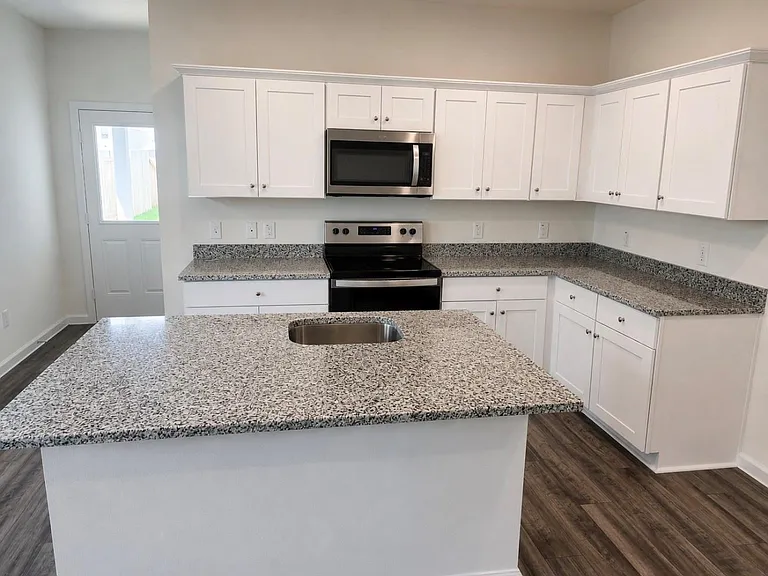 10127 California Lily Ln — Photo 2