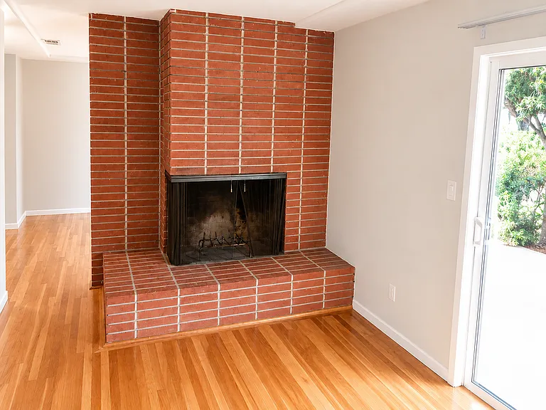 4818 Barbarossa Dr — Photo 7