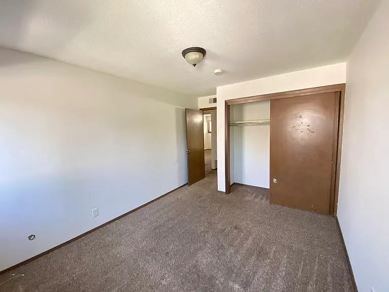 875 N 25th St #883 — Photo 6