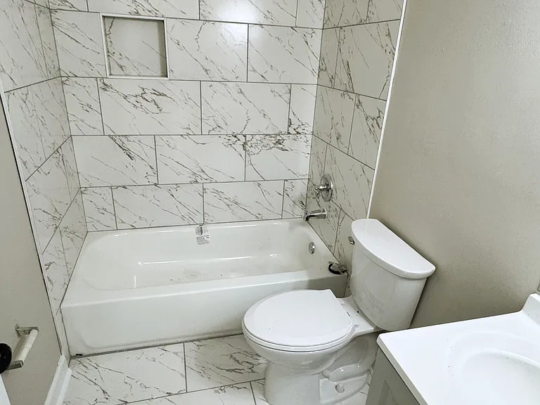 3453 Southern Ave #201 — Photo 8