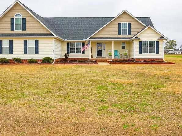 86 Hunters Ridge Trl, Dunn, NC 28334