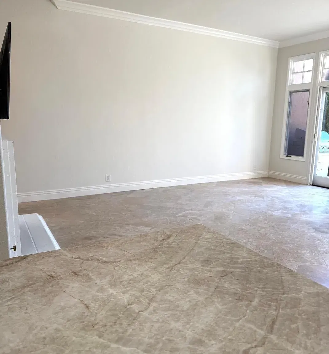 3 bed, 2.5 bath, 2129 sqft, $9,000 — Photo 4