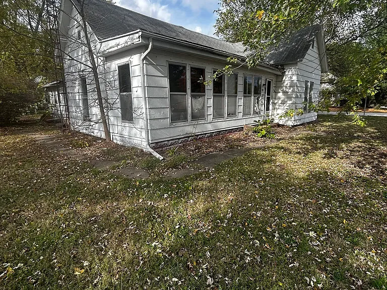 106 Locust St — Photo 61