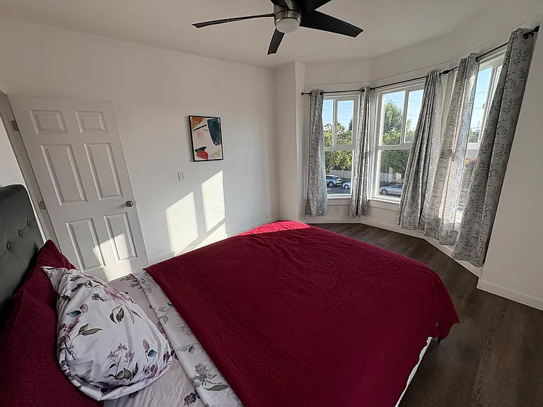 907 D Ave #5 — Photo 12