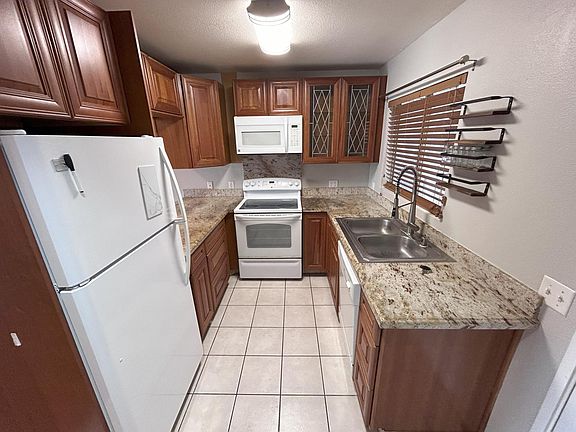 3rd image of 711 Wailepo Pl APT 105
