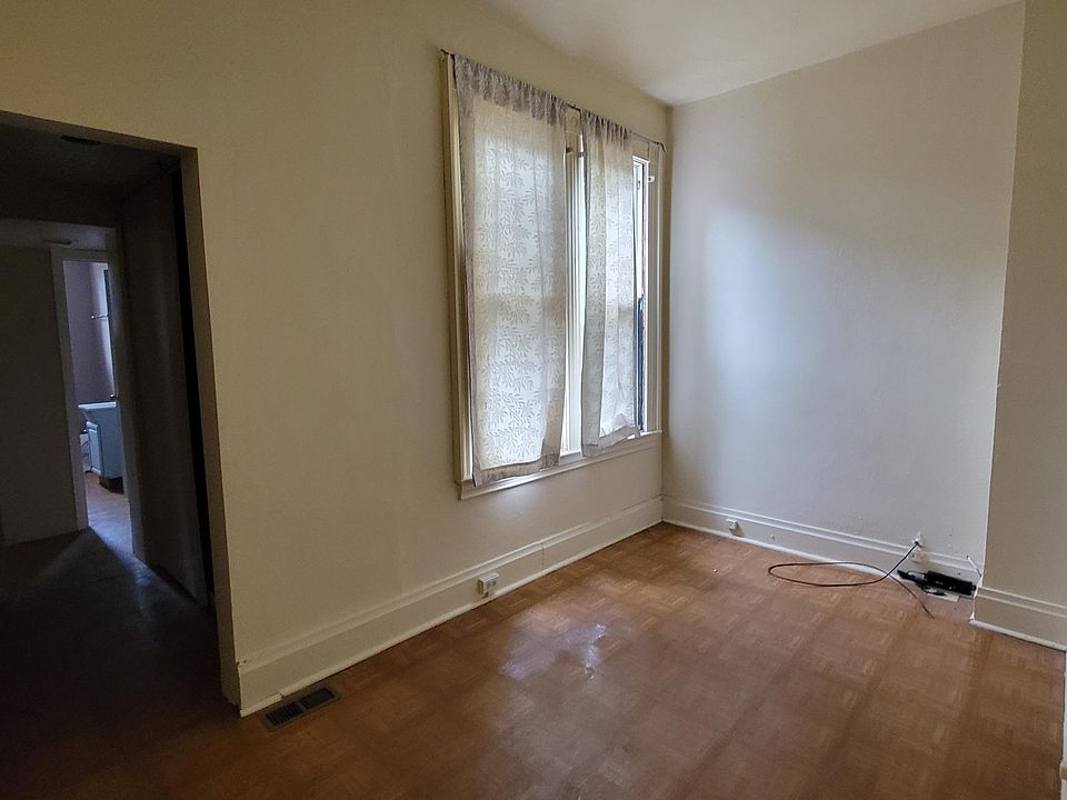 Dining room/office
